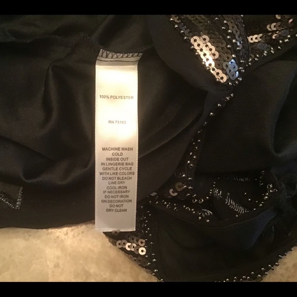 Black sequin cocktail dress, size 0 - Picture 9 of 9